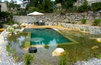 Piscine naturelle BioNova à filtration biologique dans le Var - Région PACA